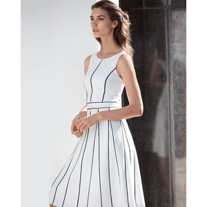 NWT Whitehouse Blackmarket Dress Sleeveless Seamed Fit-And-Flare Dress
